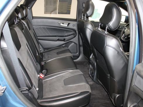 Used 2019 Ford Edge ST w/ Equipment Group 401A image 32