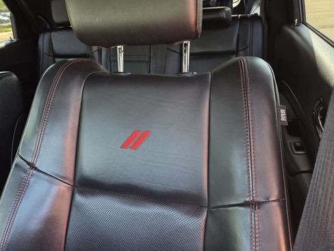 Used 2024 Dodge Durango GT RWD image 18