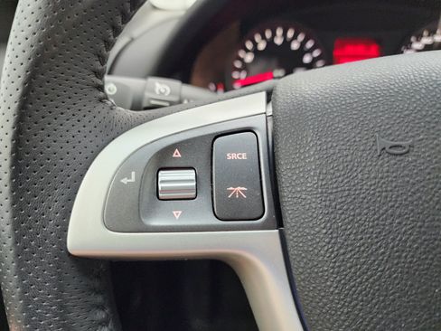 Used 2009 Pontiac G8 GT w/ Premium Package RWD image 18