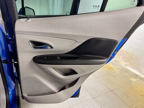 Used 2014 Buick Encore Convenience FWD image 16