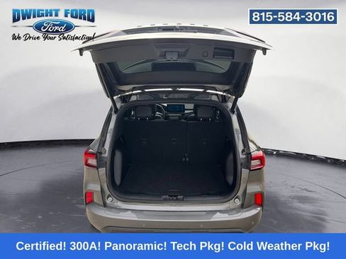 Certified 2024 Ford Escape ST-Line w/ Tech Pack #1 AWD/4WD image 18