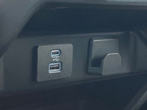 Used 2023 Ford F150 XLT RWD image 25