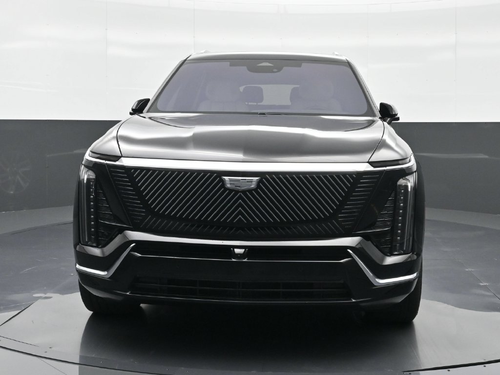 Certified 2026 Cadillac Vistiq Luxury AWD/4WD image 6