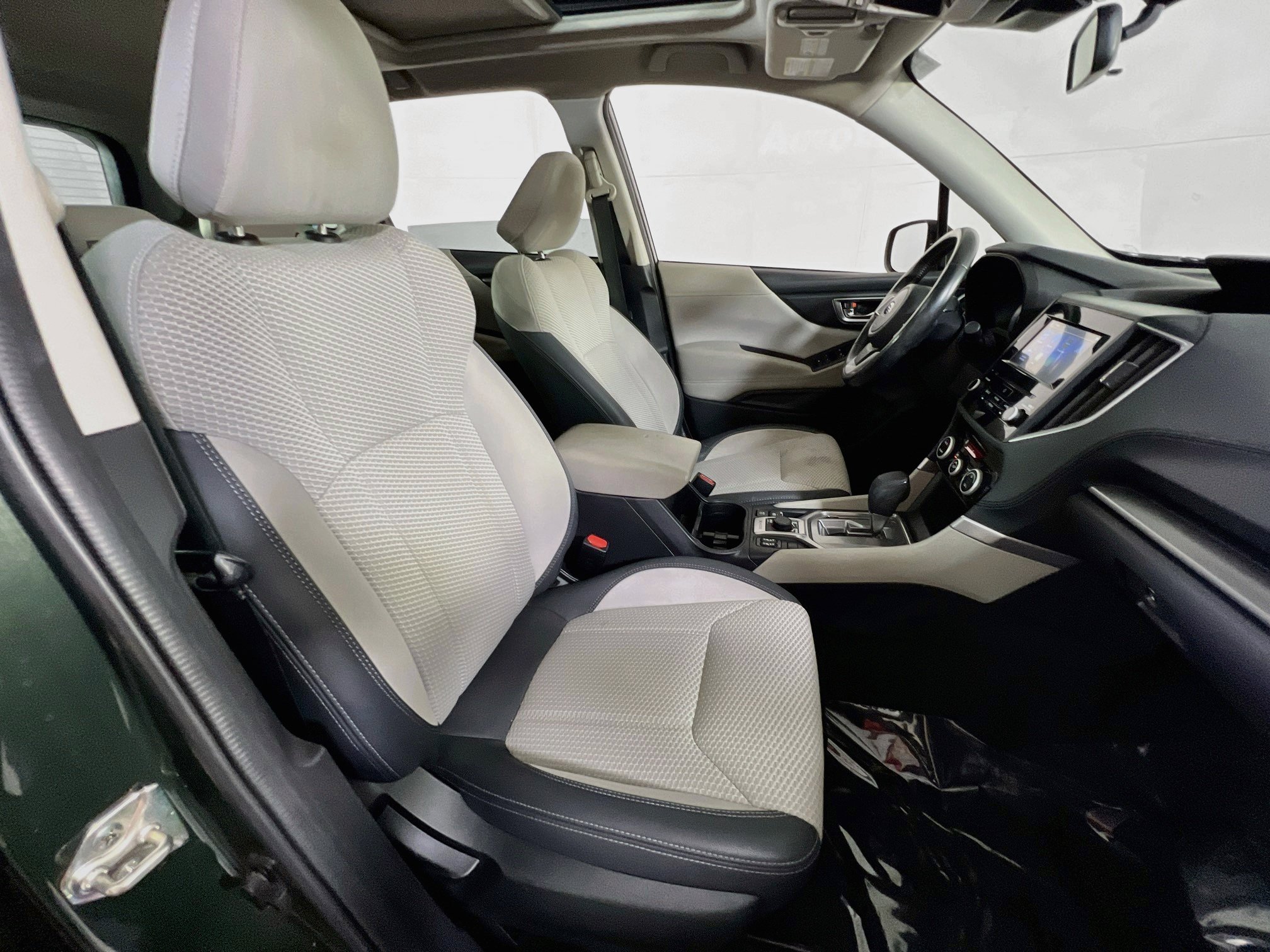 Used 2023 Subaru Forester Premium AWD/4WD image 27