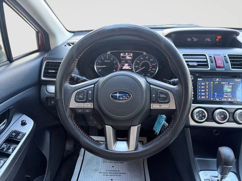 Used 2017 Subaru Crosstrek 2.0i Premium AWD/4WD image 29