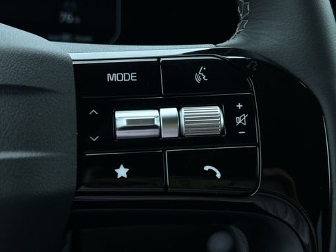 New 2027 Kia Carnival SX Prestige FWD image 24