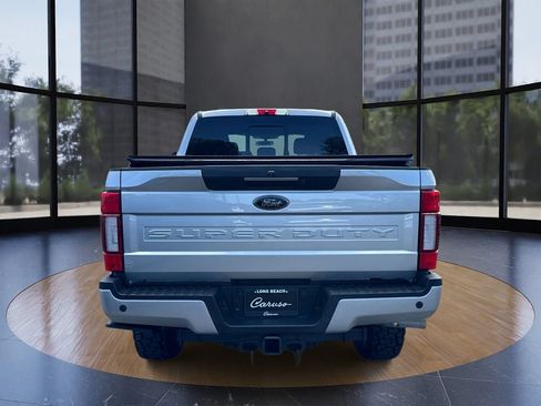 Certified 2022 Ford F350 Lariat w/ Tremor Off-Road Package AWD/4WD image 4