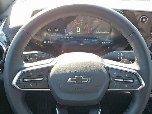 New 2026 Chevrolet Equinox LT w/ Convenience Package II image 9