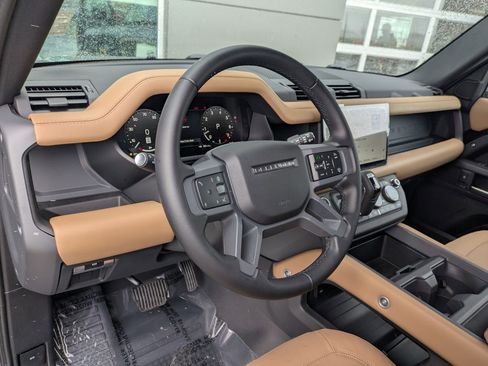 Certified 2025 Land Rover Defender 110 X-Dynamic SE image 14