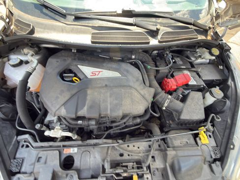 Used 2015 Ford Fiesta ST FWD image 19