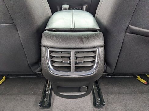 Used 2025 Chevrolet Malibu LT image 40