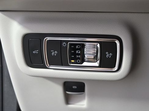 New 2026 Lincoln Nautilus Premier w/ Equipment Group 102A AWD/4WD image 24