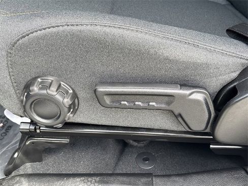 Used 2024 Jeep Wrangler Unlimited Sahara image 19