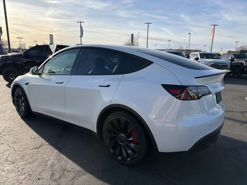 Used 2022 Tesla Model Y Performance AWD/4WD image 18