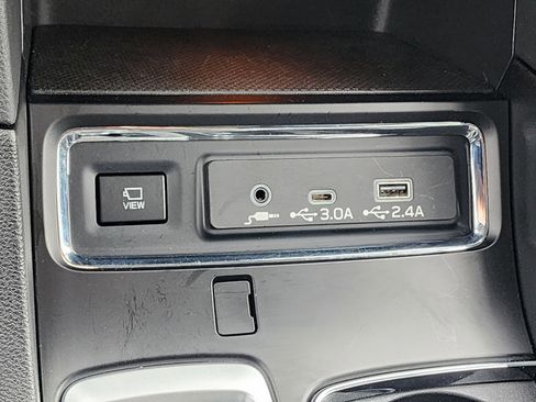 Certified 2025 Subaru Ascent Limited w/ Popular Package #1 image 15