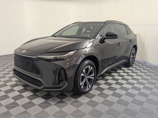 Used 2024 Toyota bZ4X XLE video 2