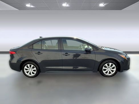 Used 2024 Toyota Corolla LE FWD image 8