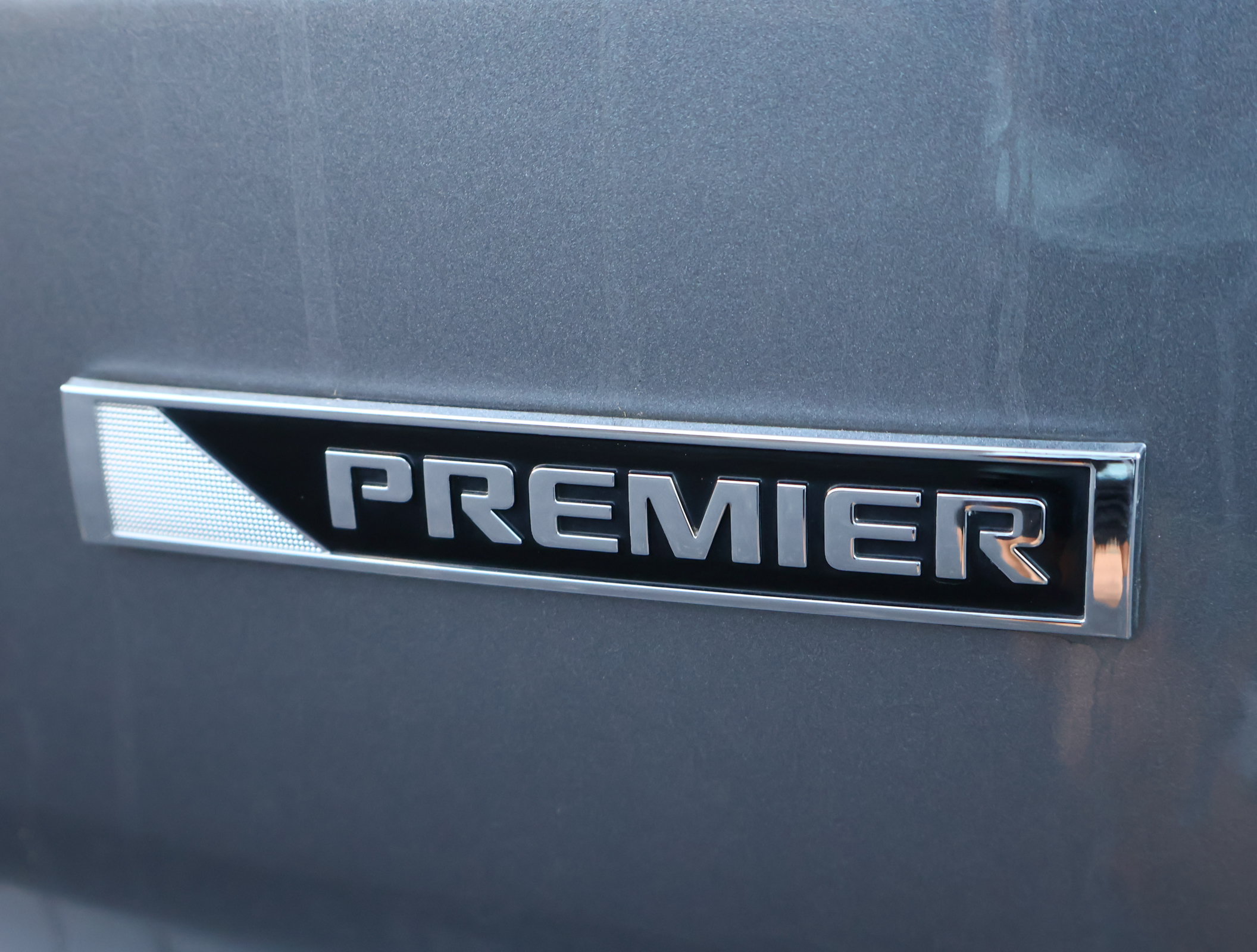 Used 2018 Chevrolet Traverse Premier AWD/4WD image 29