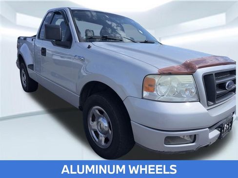 Used 2005 Ford F150 STX RWD image 2