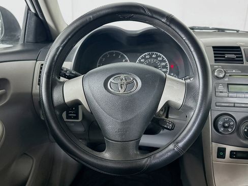 Used 2011 Toyota Corolla LE image 17