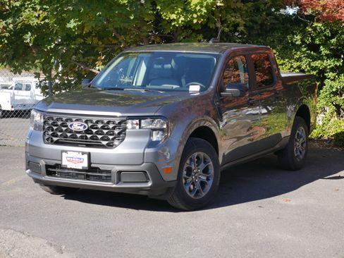 New 2025 Ford Maverick XLT w/ XLT Luxury Package image 2