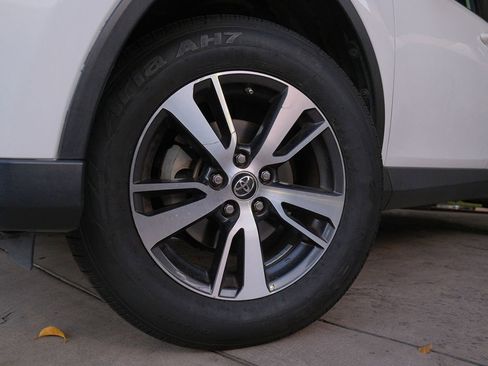 Used 2016 Toyota RAV4 XLE FWD image 13