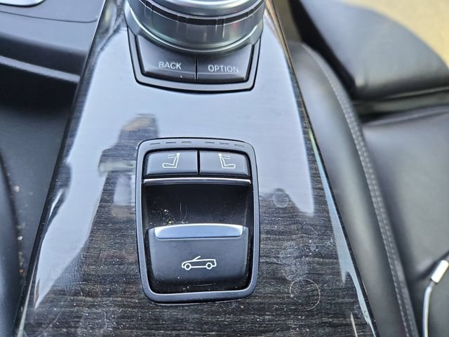 Used 2018 BMW M4 Convertible RWD image 17