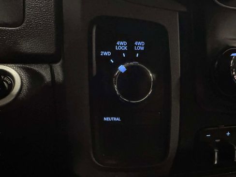 Used 2016 RAM 2500 Tradesman w/ Chrome Appearance Group AWD/4WD image 34
