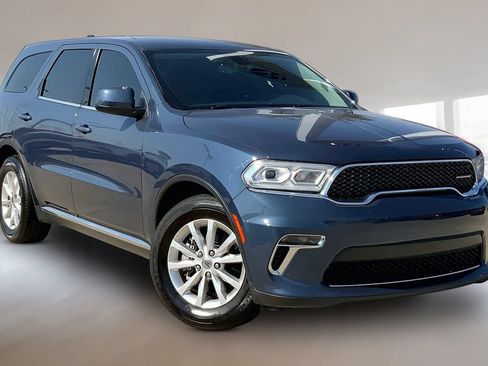 Used 2021 Dodge Durango SXT w/ 3rd Row Seating Group RWD image 12