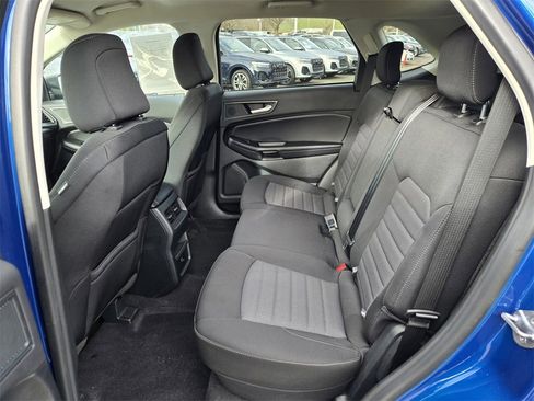 Used 2024 Ford Edge SE image 10