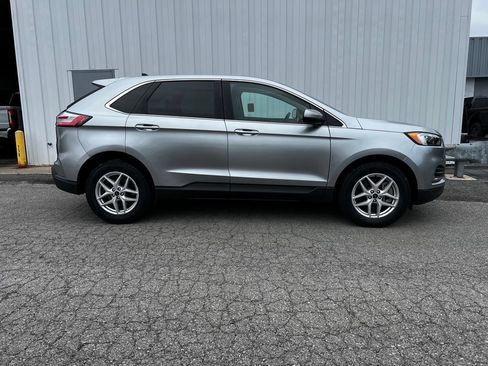 Used 2023 Ford Edge SEL AWD/4WD image 2
