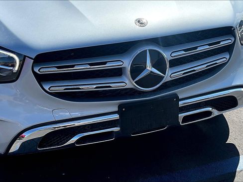 Used 2022 Mercedes-Benz GLC 300 w/ Premium Package Lite image 27