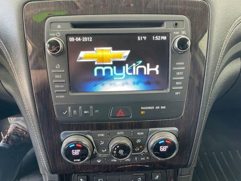 Used 2016 Chevrolet Traverse LT AWD/4WD image 10
