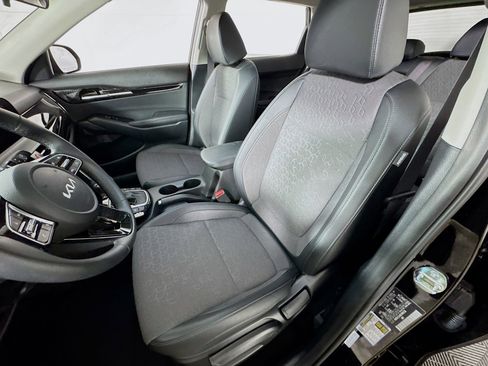 Used 2025 Kia Seltos S image 14