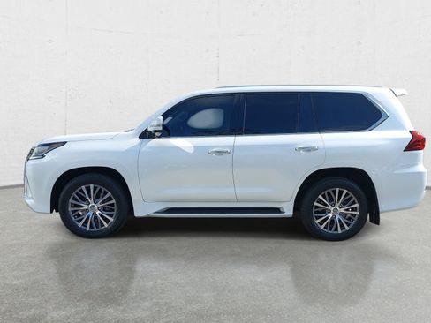 Used 2018 Lexus LX 570 4WD image 8