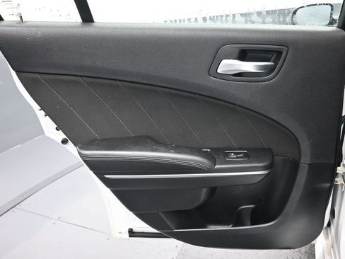 Used 2016 Dodge Charger R/T Scat Pack image 31