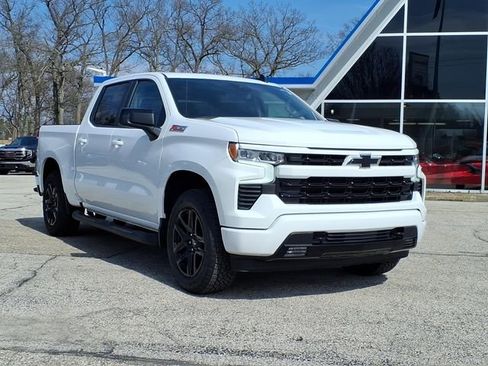 Used 2025 Chevrolet Silverado 1500 RST w/ Z71 Off-Road Package AWD/4WD image 3