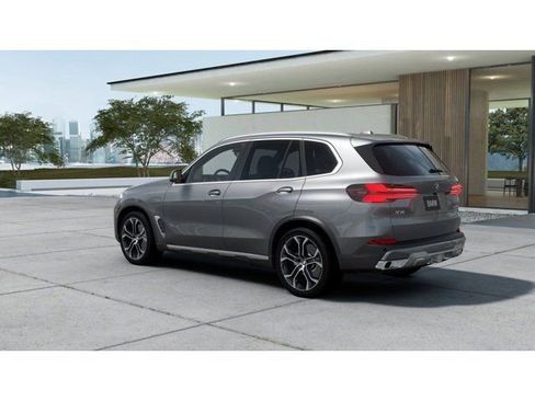 New 2026 BMW X5 xDrive50e w/ Climate Comfort Package AWD/4WD image 2