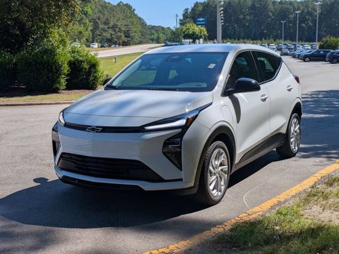 New 2027 Chevrolet Bolt LT FWD image 5