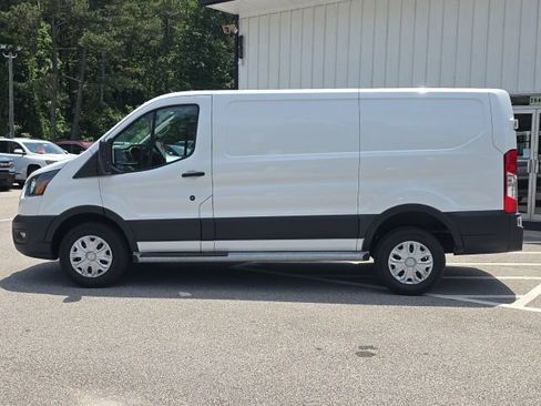 Used 2024 Ford Transit 250 Low Roof w/ Exterior Upgrade Package RWD image 2