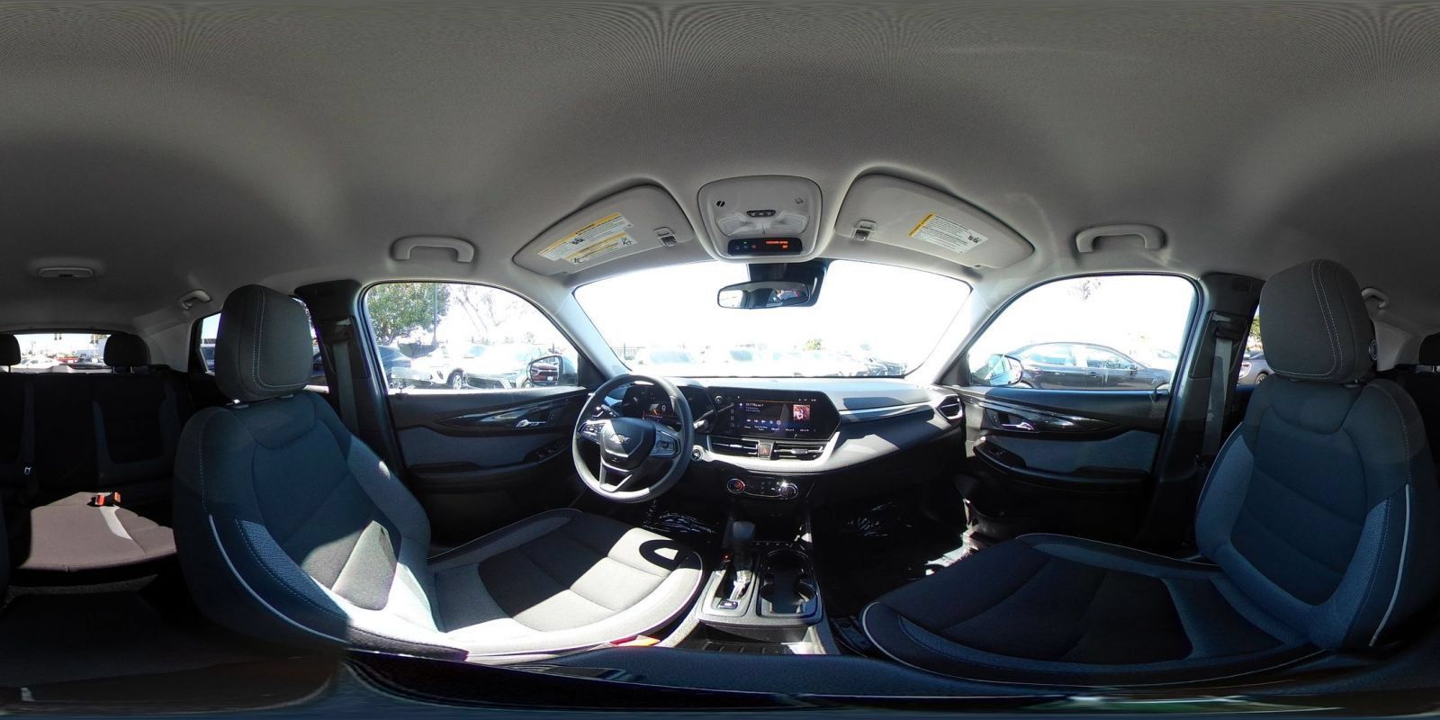 Used 2025 Chevrolet TrailBlazer LT FWD image 42