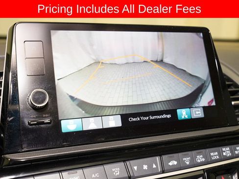 Used 2025 Honda Odyssey Touring image 16