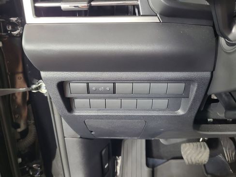 Used 2025 Mitsubishi Outlander ES AWD/4WD image 14