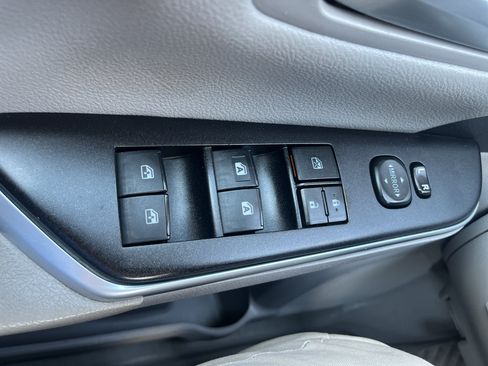 Used 2016 Toyota Camry LE FWD image 15