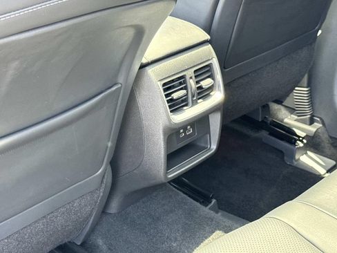 Used 2024 INFINITI QX50 Luxe w/ Accent Package AWD/4WD image 18