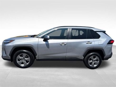 Used 2023 Toyota RAV4 LE AWD/4WD image 8
