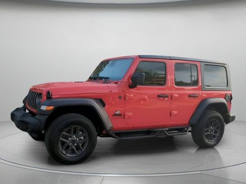 Used 2026 Jeep Wrangler Unlimited Sport AWD/4WD image 14