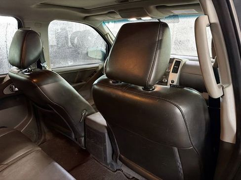 Used 2016 Nissan Frontier PRO-4X AWD/4WD image 11