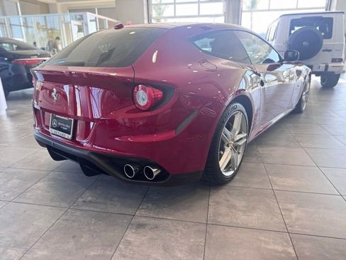 Used 2012 Ferrari FF AWD/4WD image 22