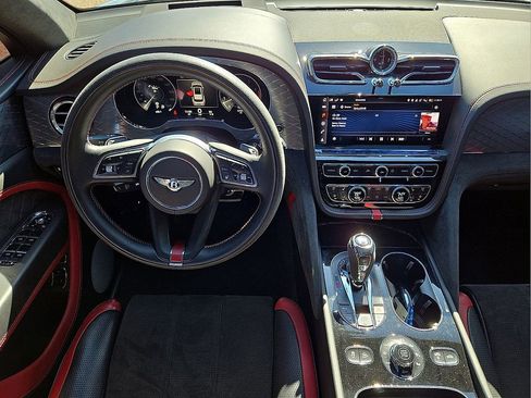 Used 2021 Bentley Bentayga Speed image 19